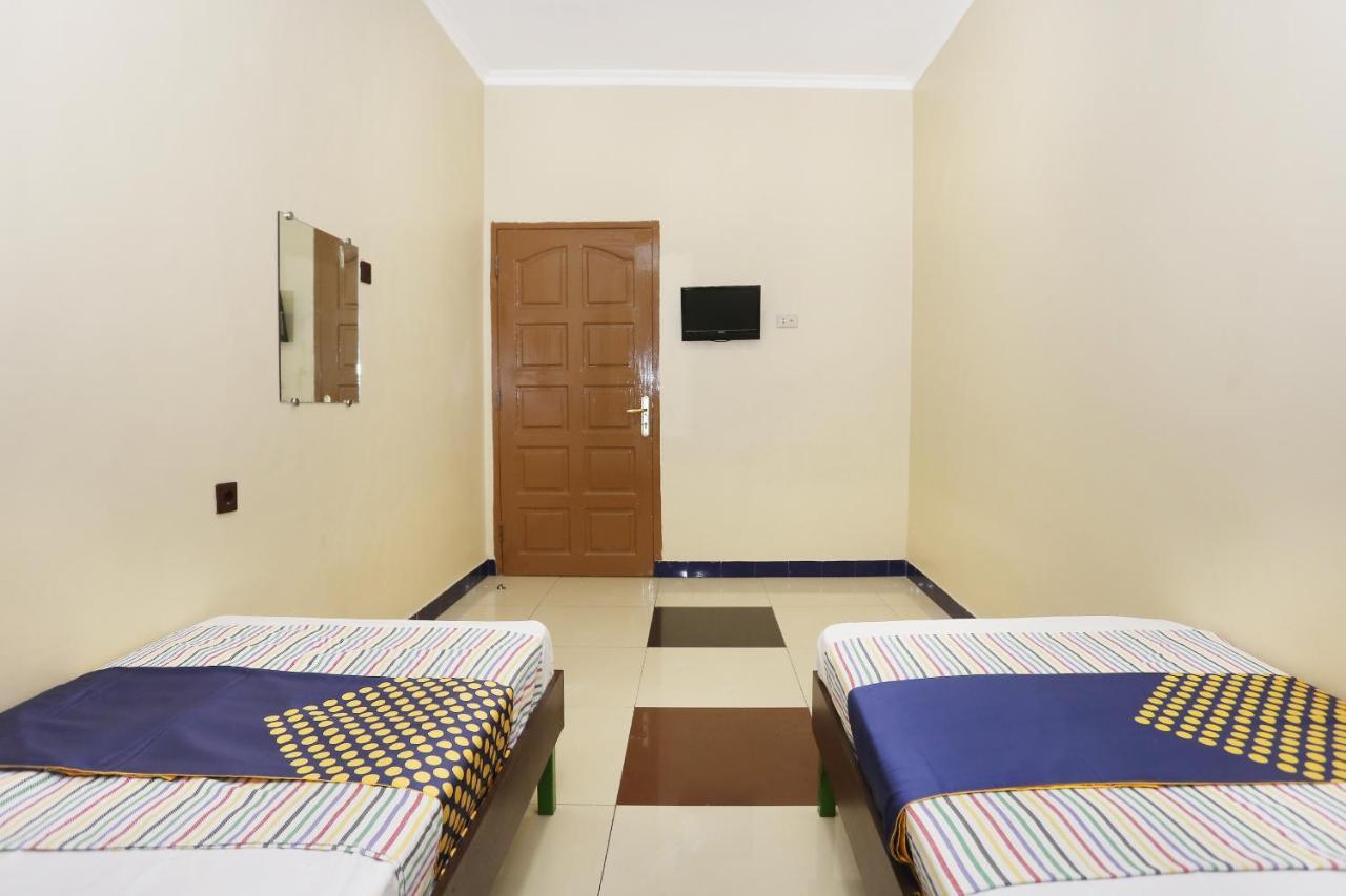 Spot On 2358 Aster Homestay Melati Exterior foto