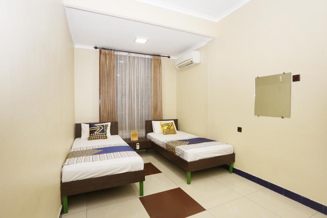 Spot On 2358 Aster Homestay Melati Exterior foto