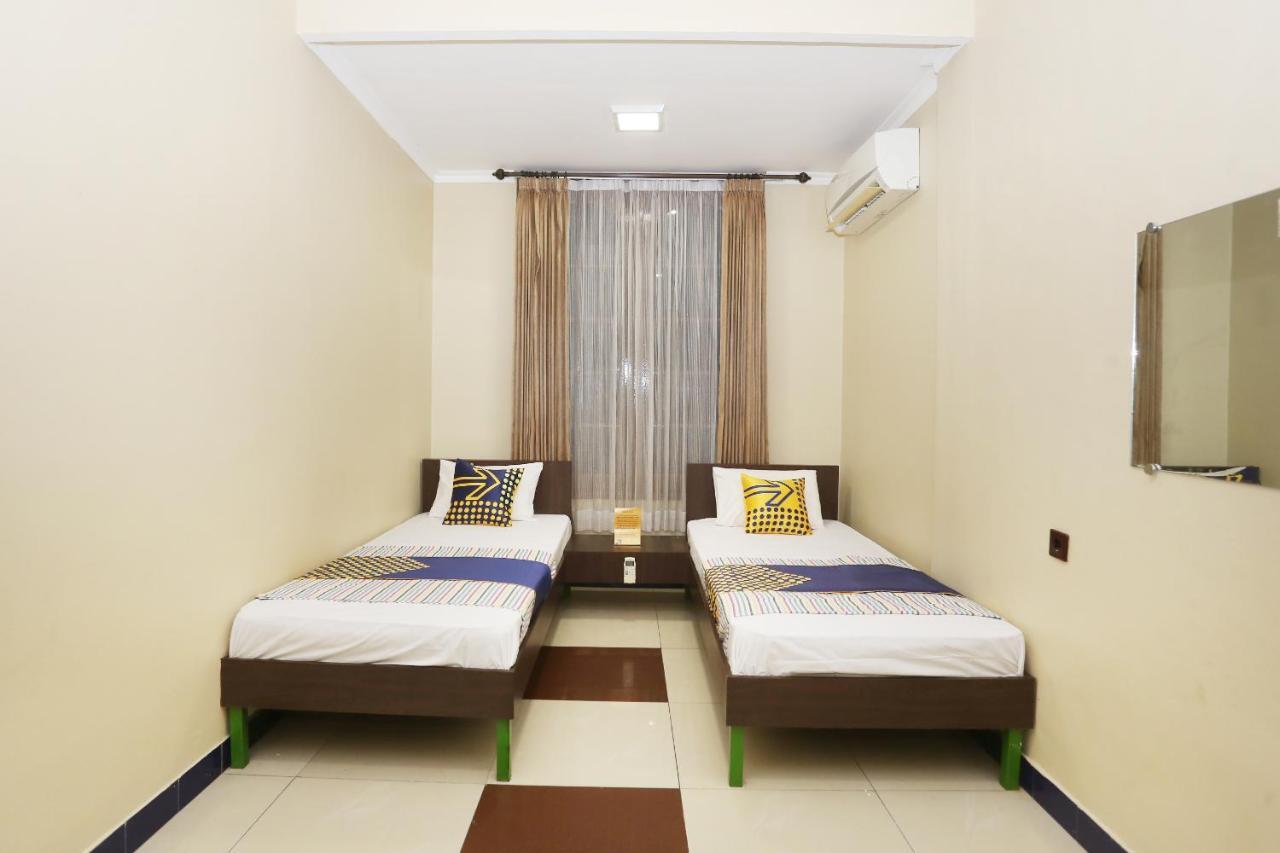 Spot On 2358 Aster Homestay Melati Exterior foto